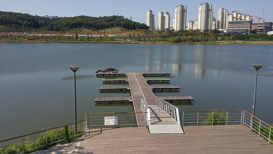 Gwanggyo Lake Park